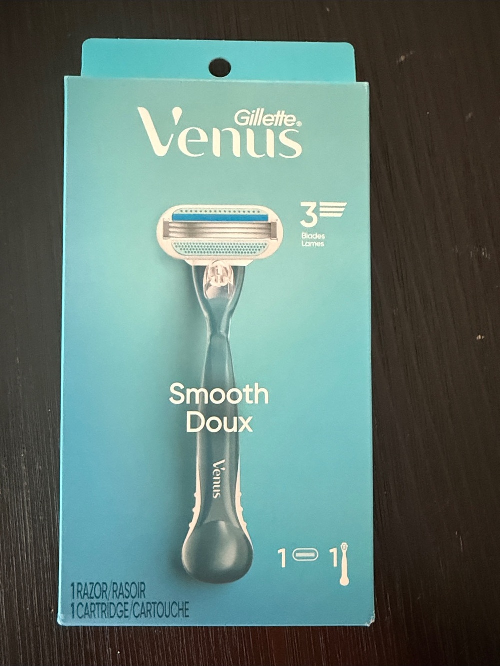 NWT Gillette Venus Smooth Razor 3 blade